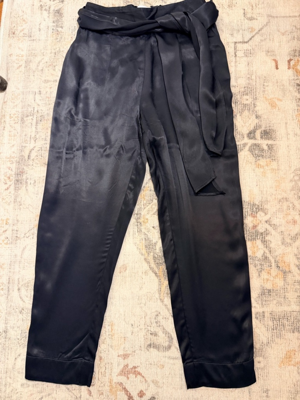 Anthropologie black silky dress pants side zip and sash size 2
